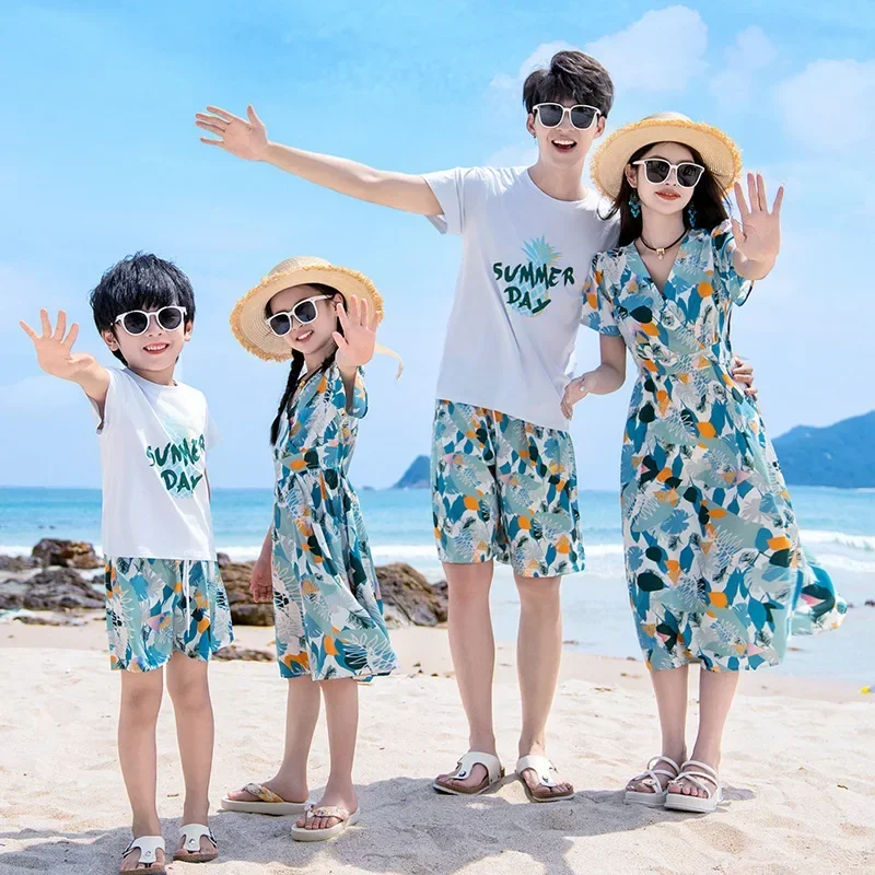 家族のためのマッチングバケーションエリアの衣類セット,ママ, - Plant Parent Clothing のレビューと価格